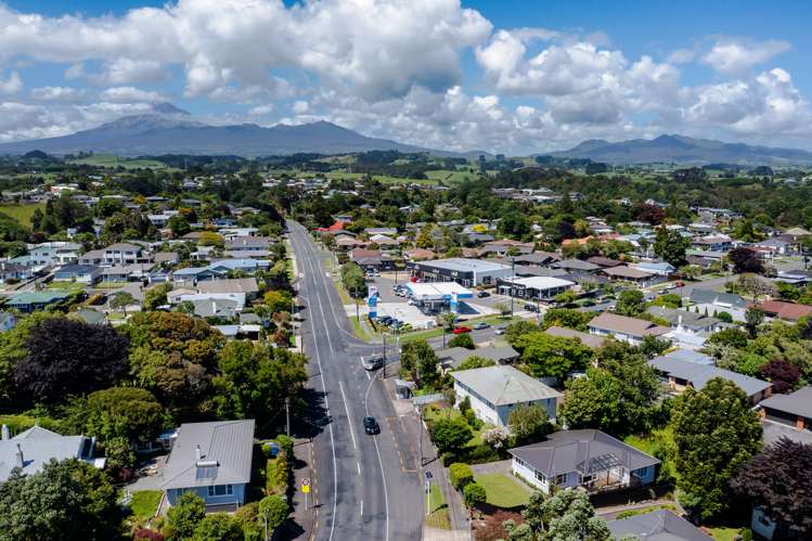 226 Tukapa Street Westown_17