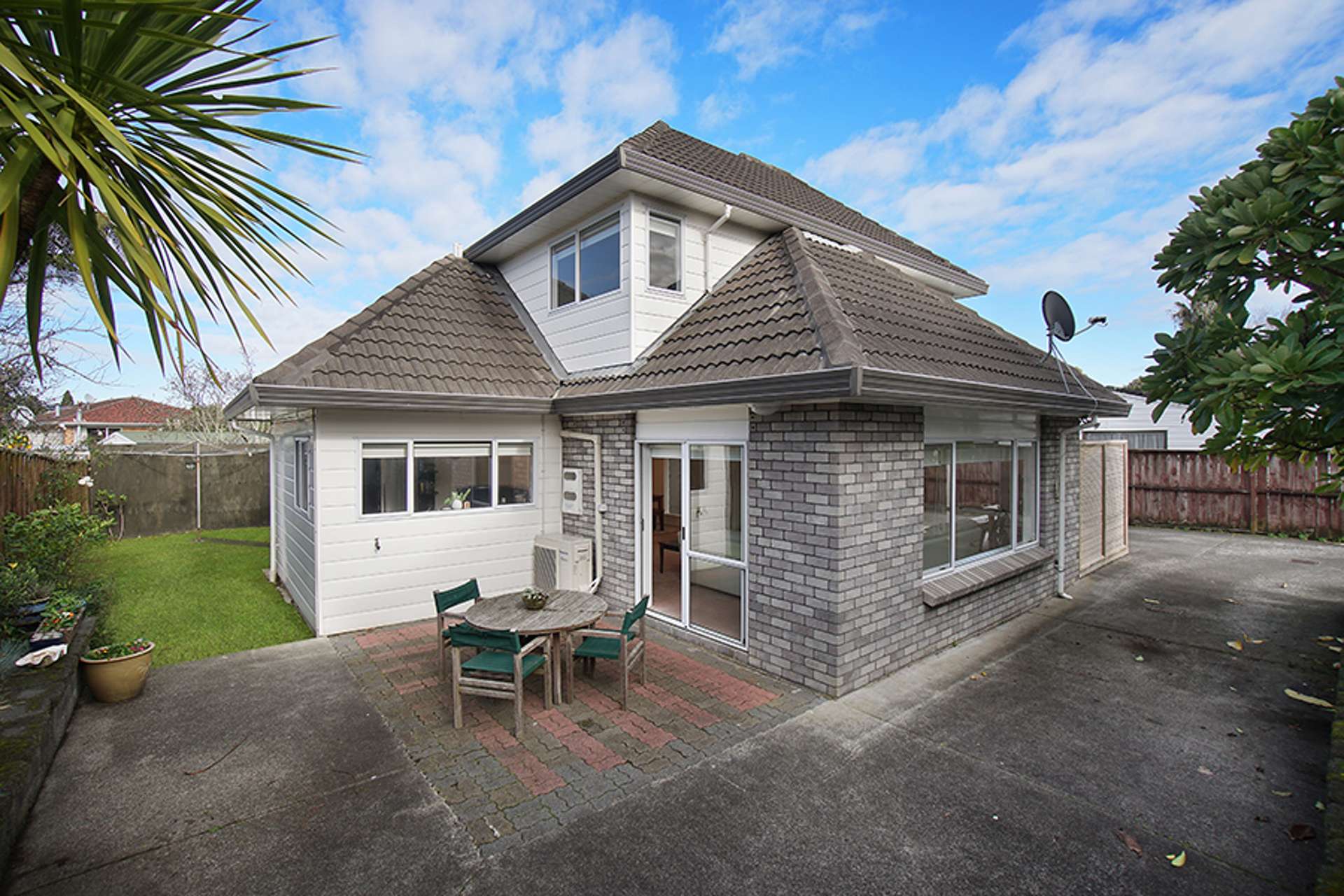 2/7 Camden Place Papatoetoe_0