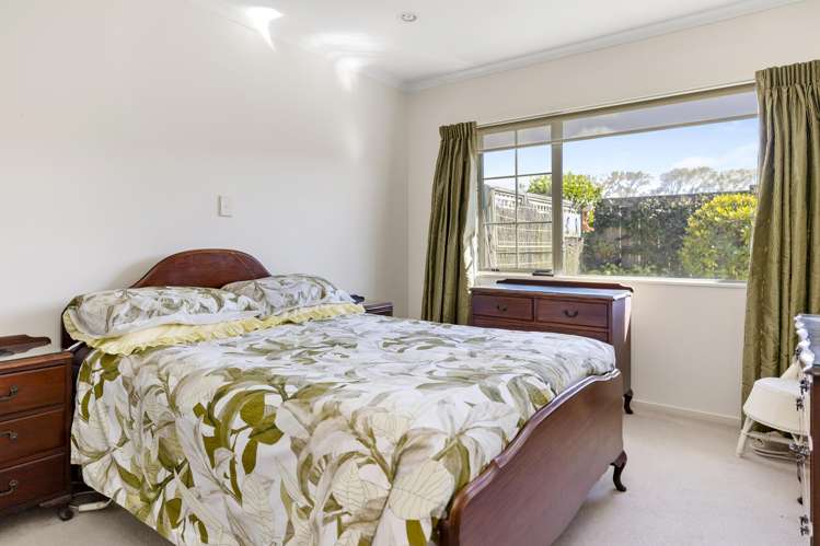 4 Lakeridge Close Rangatira Park_12