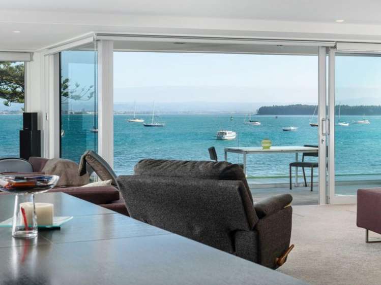 202/15 The Mall Mount Maunganui_5