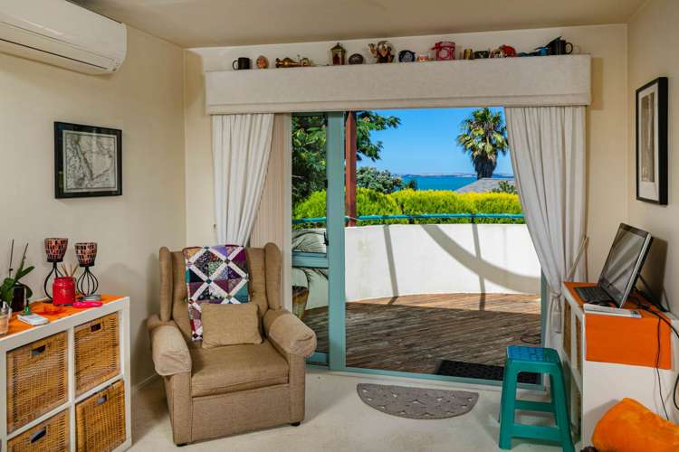 4/92 Churchill Road Murrays Bay_11