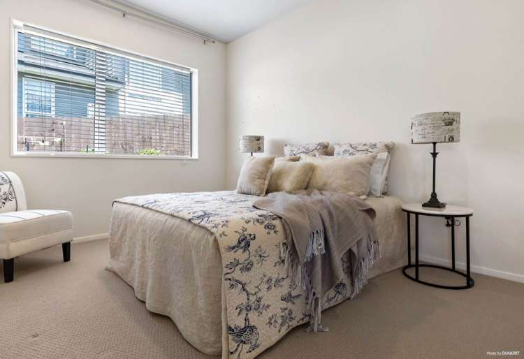 6 Mural Place Greenhithe_9