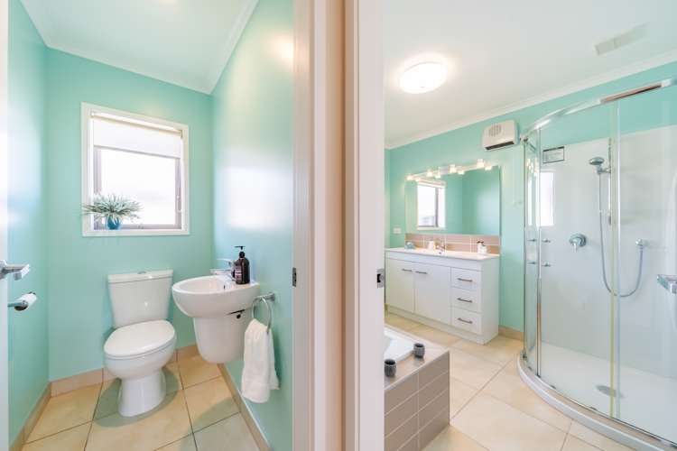 1 Smallfield Lane Trentham_16