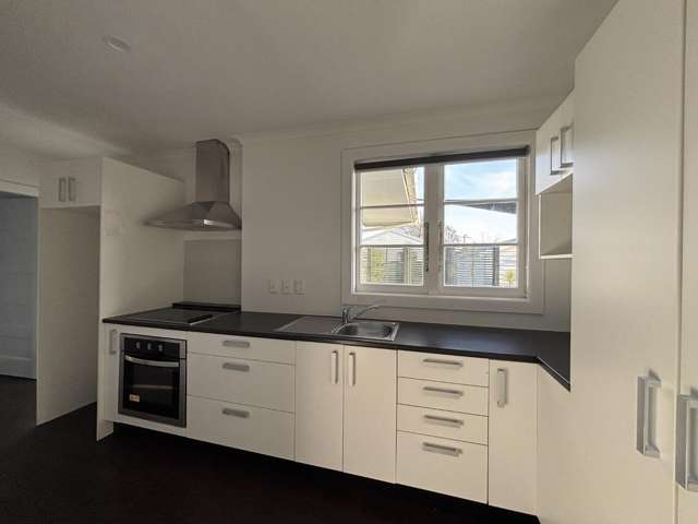 6 Maitland Avenue 10816_3