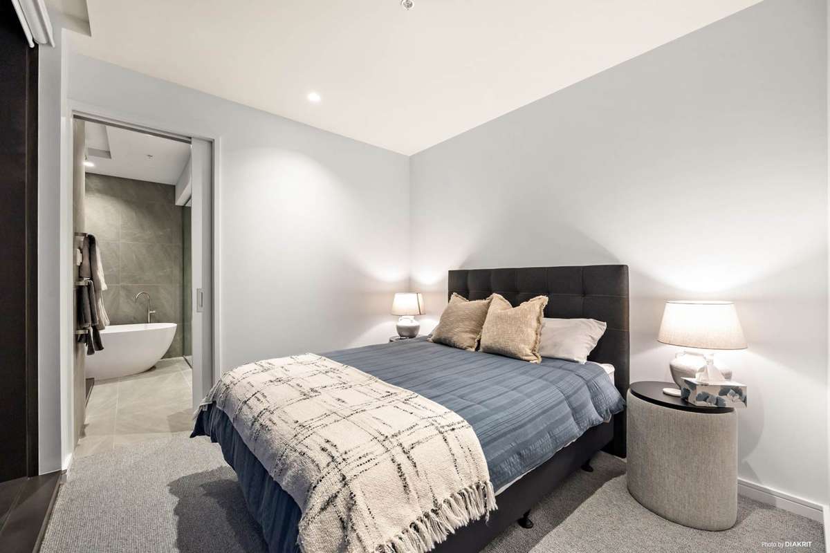 3002/51 Albert Street_5