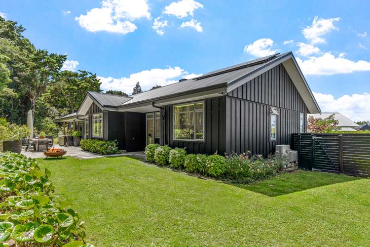 38 Awanui Crescent Matakana_6