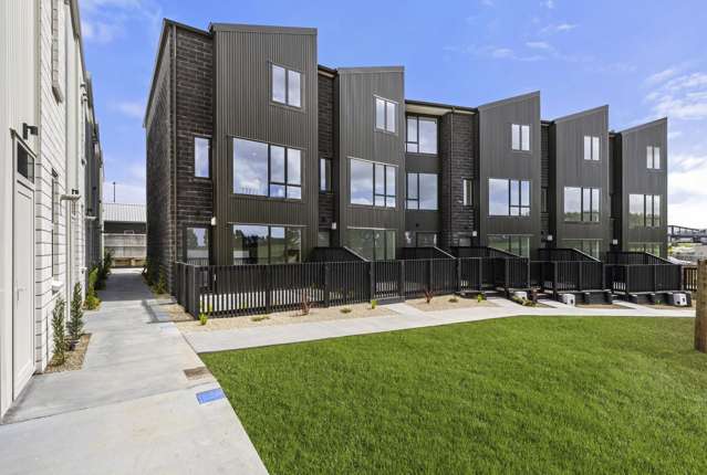 33/17 Rocky Road Rototuna_1