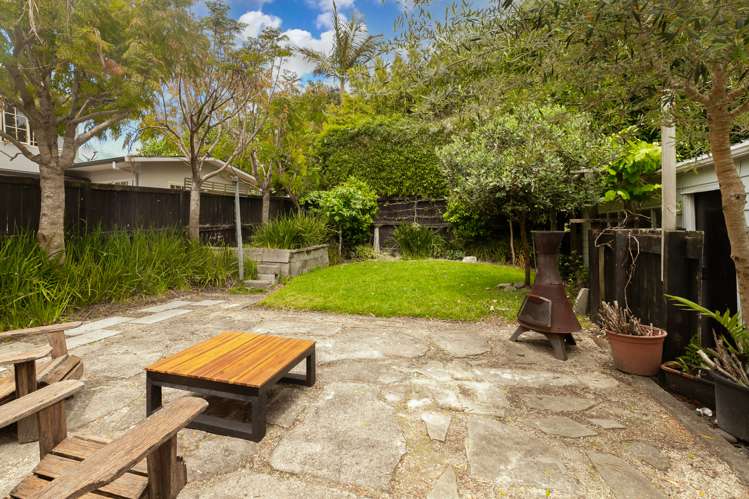 52 Kiwi Road Point Chevalier_15