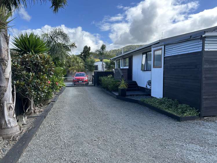 23 Great North Road Te Kamo_18