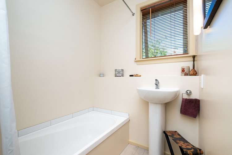 804 Churchill Street Akina_10