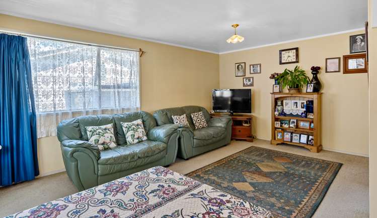 2/5 Mon Desir Place Manurewa_7