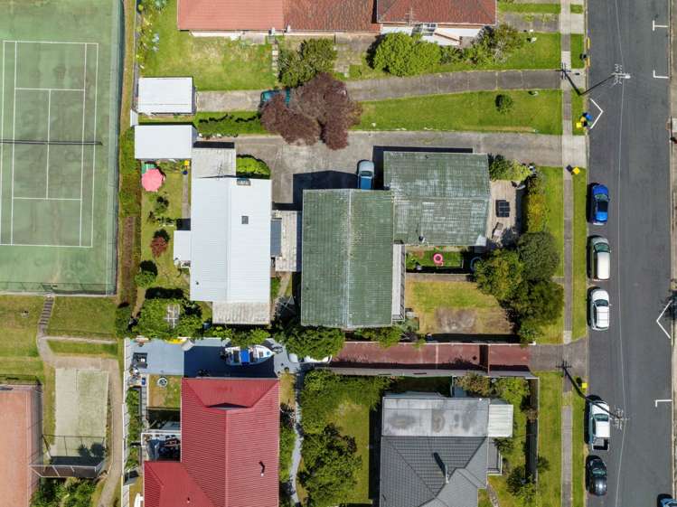 2/7 Ngaio Street Takapuna_7