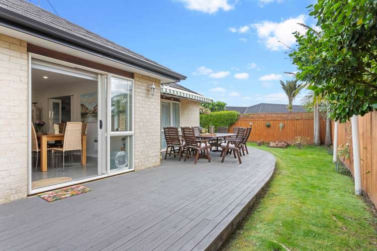 15 Piriti Drive Te Atatu Peninsula_10