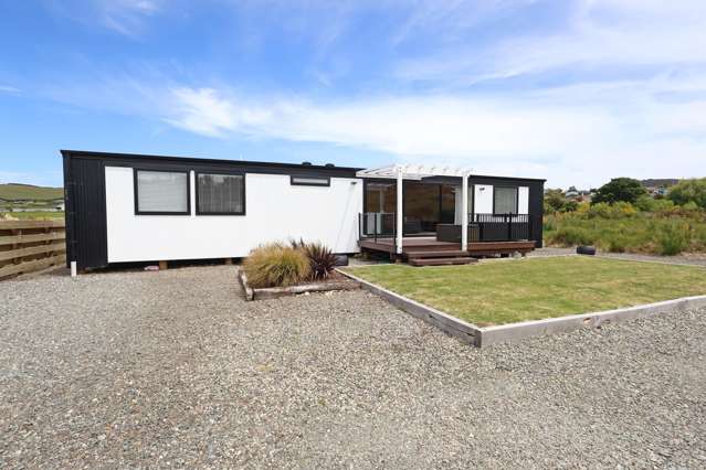 Vacant and ready to make it your own!