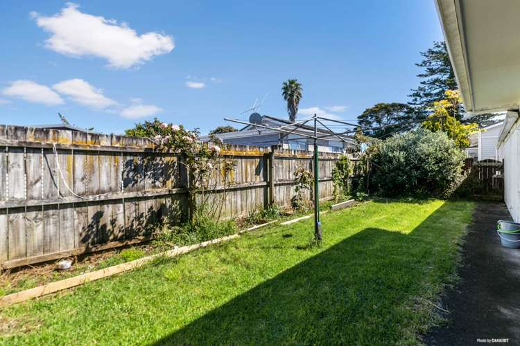 2/55 Gray Avenue Mangere East_12