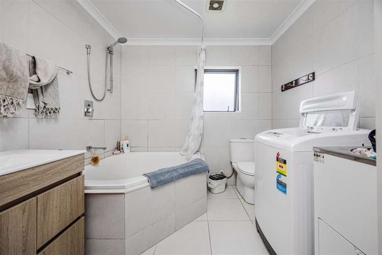 9 Malvina Place Bucklands Beach_24