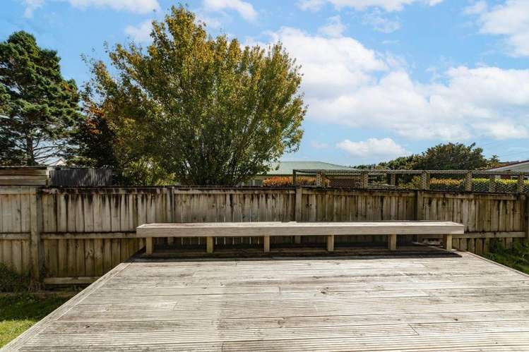 325A Cobham Drive 1076_2