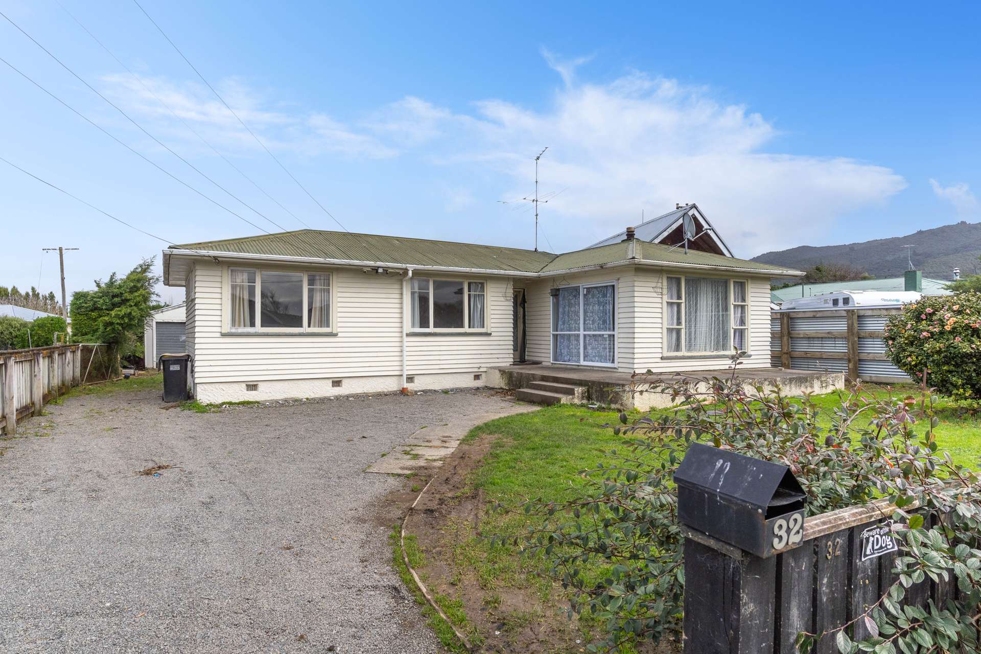 32 Woodward Street Featherston_0