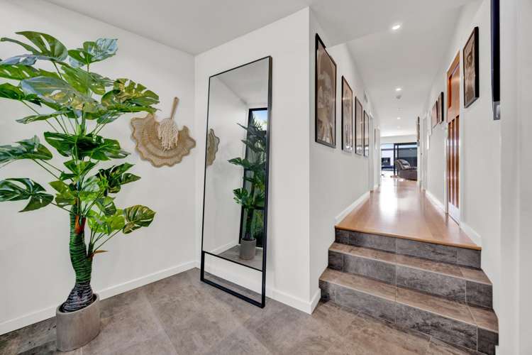 116 Vivian Street_4