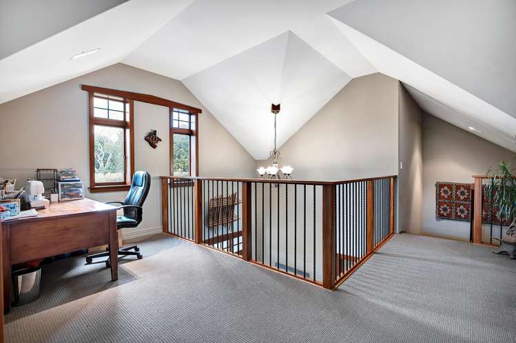 1248 Egmont Road Egmont Village_16