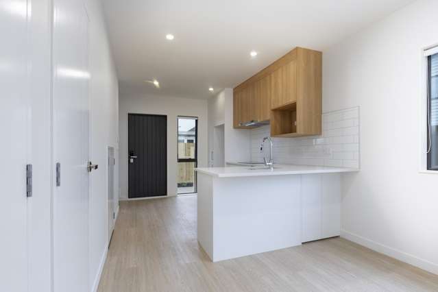 2/10 Orchard Street Avondale_3