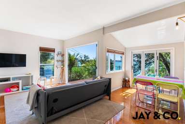 118 Kawakawa Bay Coast Road_1