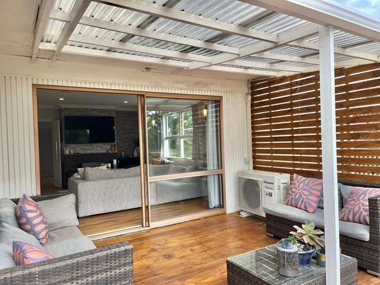 1 Christina Ave Te Atatu South_5