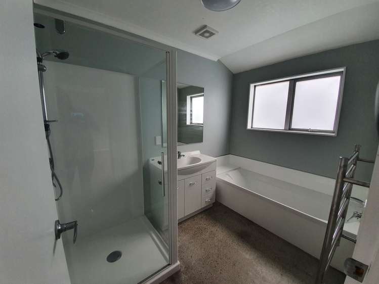 89A Sunshine Avenue Karori_12