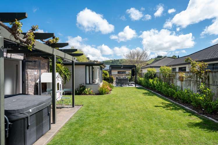 8 Bishops Close Greenmeadows_21