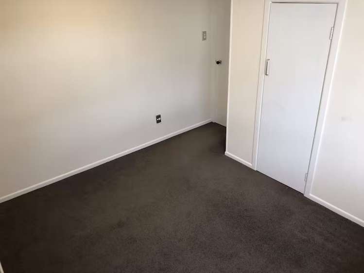 20 Vodanovich Road Te Atatu South_1