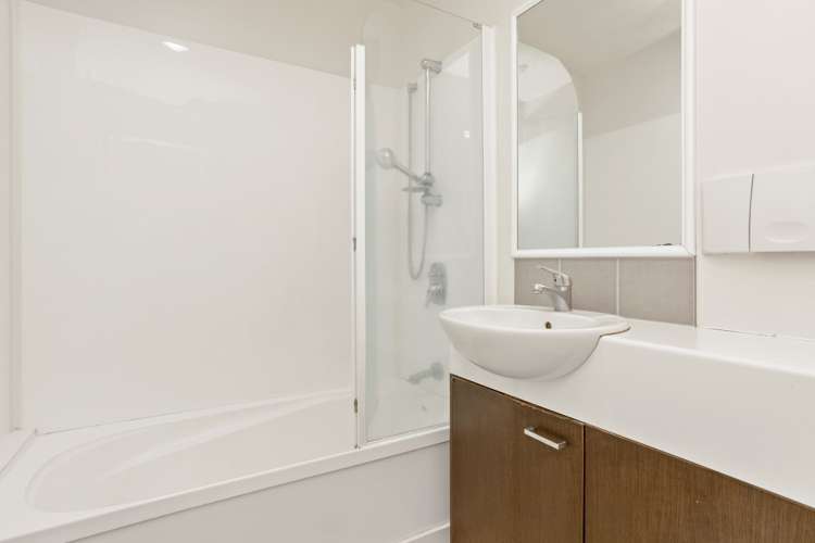 17/2 Western Springs Road Morningside_10