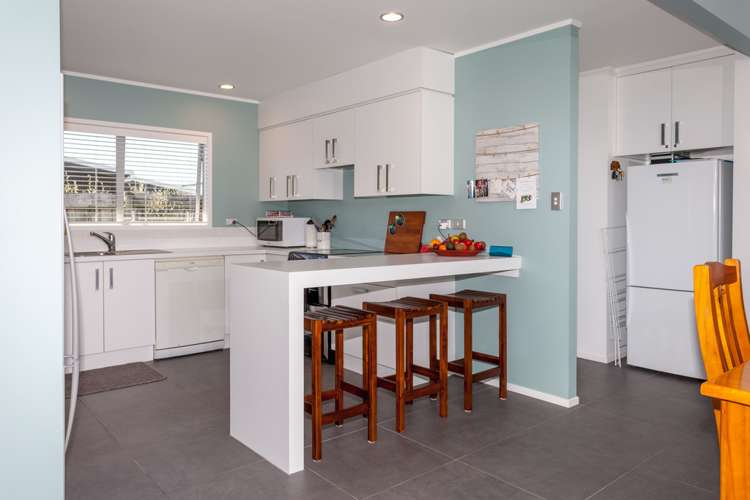 302 Port Road Whangamata_8