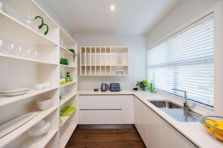 21 The Strand Fitzherbert_15