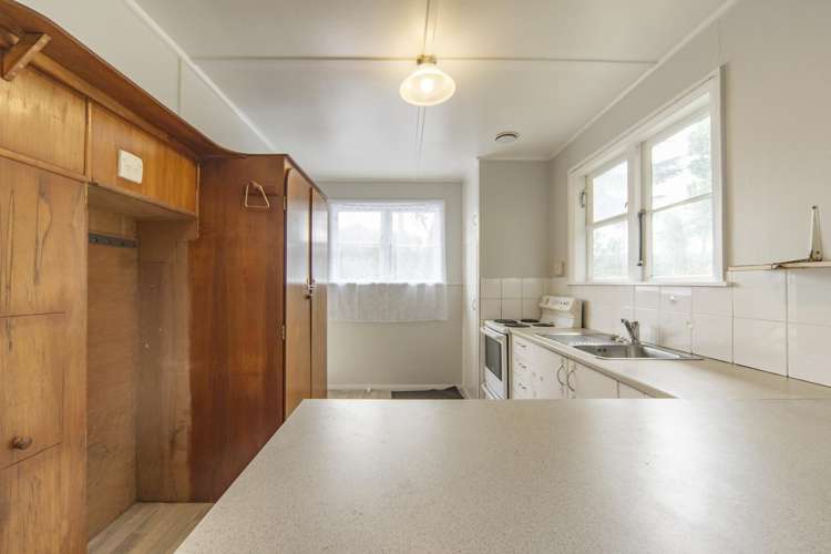 143 Cobham Drive Hamilton East_2