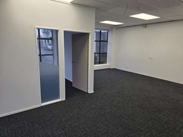 4 Market Grove Lower Hutt_1