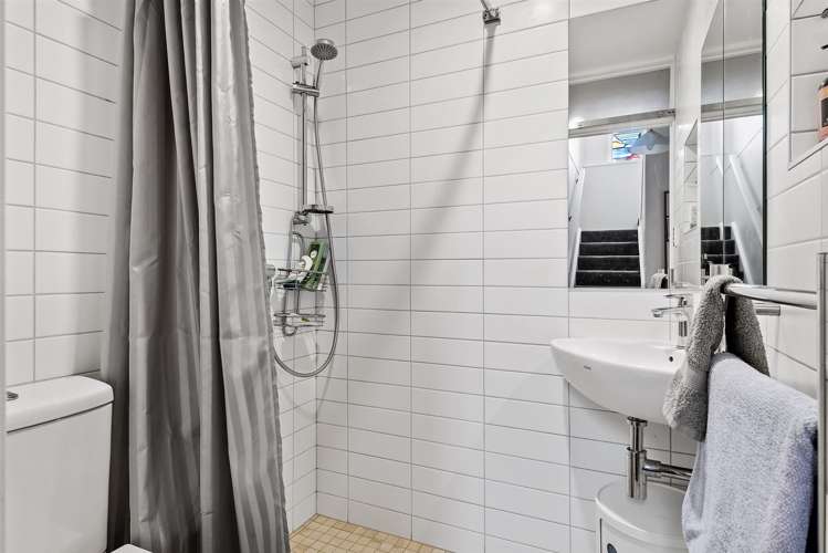 31a Heathcote Road Castor Bay_18