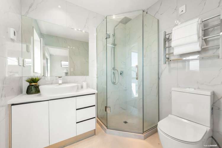 7b Ascent Street Flat Bush_12