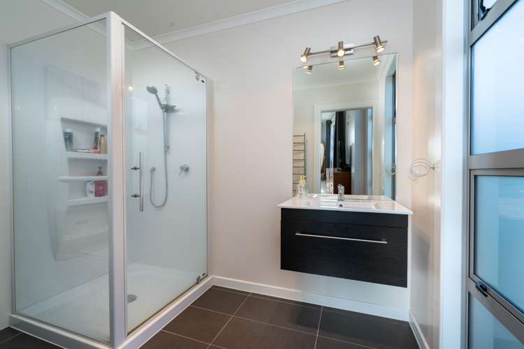 1/154 Mapara Road Acacia Bay_9