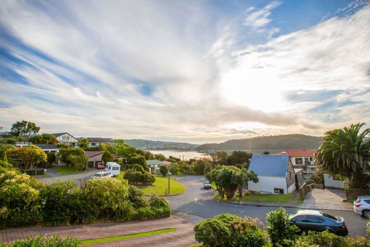 9 Langwell Place Papakowhai_31