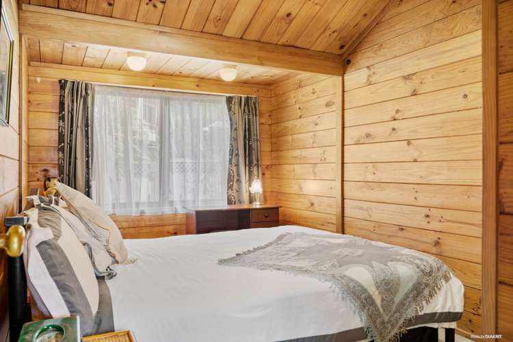 180 Everglade Drive Totara Heights_14