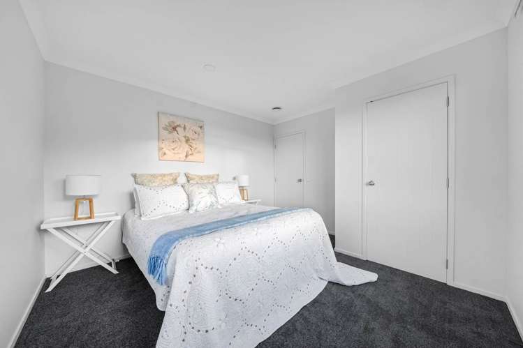 13 Bridgefield Crescent Flat Bush_23