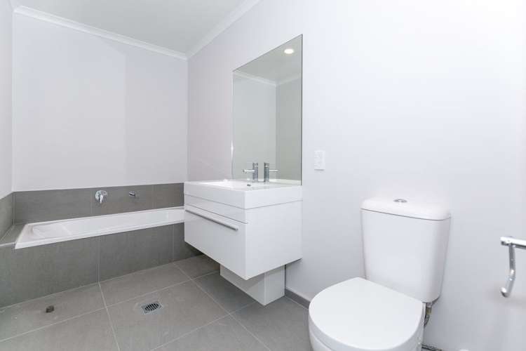 1/1 Hibiscus Avenue Hamilton Lake_10