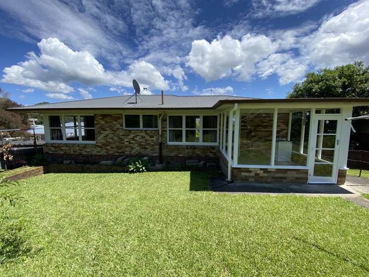 25 Highland Avenue Titirangi_15