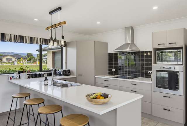 1 William Noel Place Waikanae Beach_2