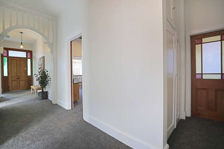 9 Alford Forest Road Allenton_12