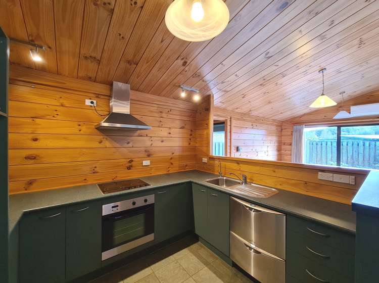 16 Allman Drive Coromandel_13