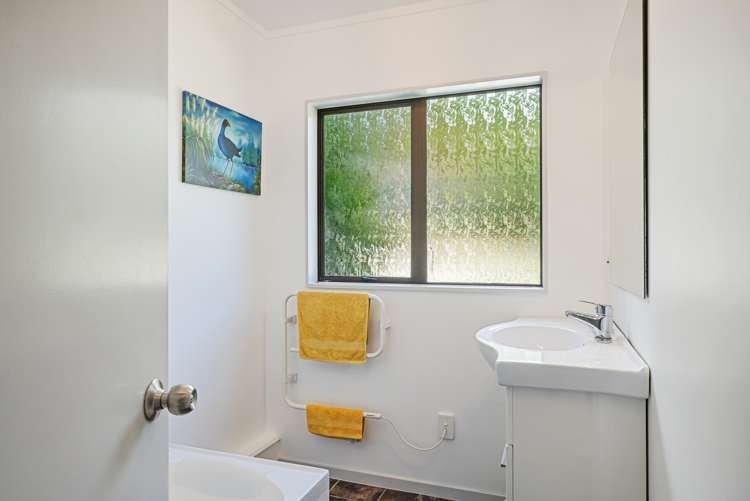 62 Kotare Street Waikanae_16