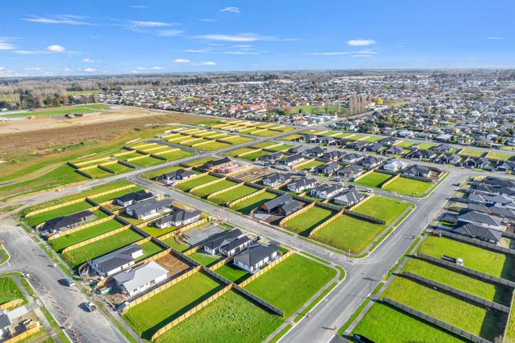 6 Vercoe Street Elgin_34