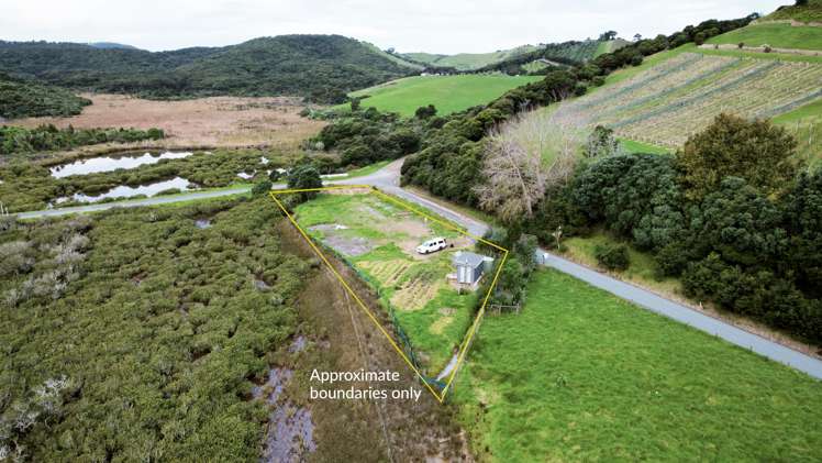 335 Gordons Road Waiheke Island_23