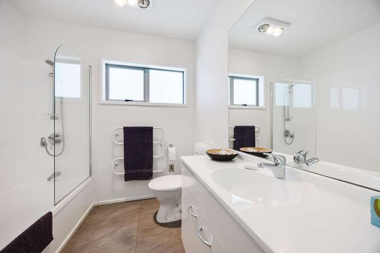 4/103 Swanson Road Henderson_11
